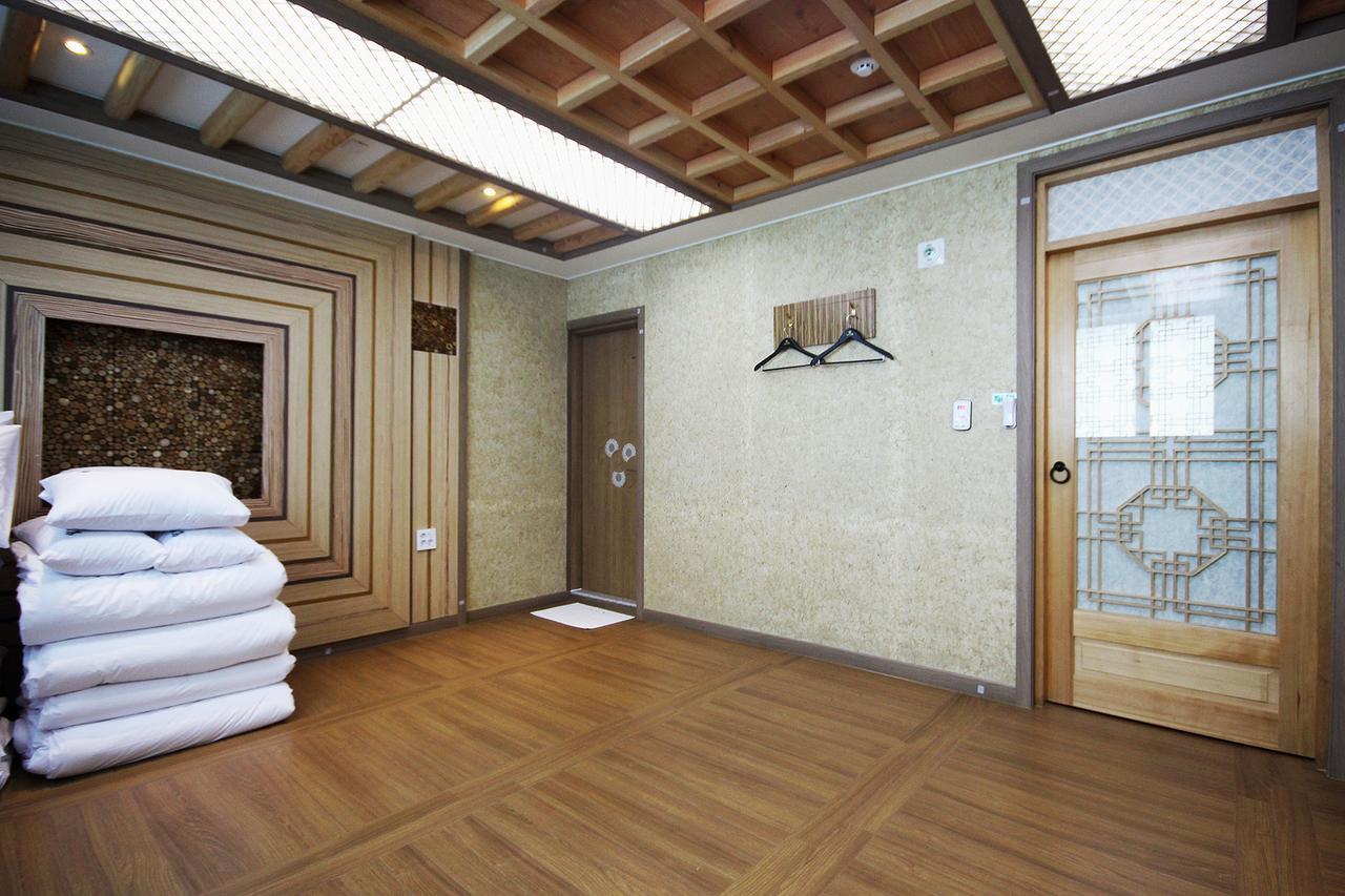 Jeonju Hanok Hotel Kung Zewnętrze zdjęcie
